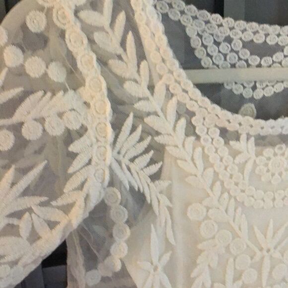 Express lace mini dress Cream size small - Picture 2 of 7